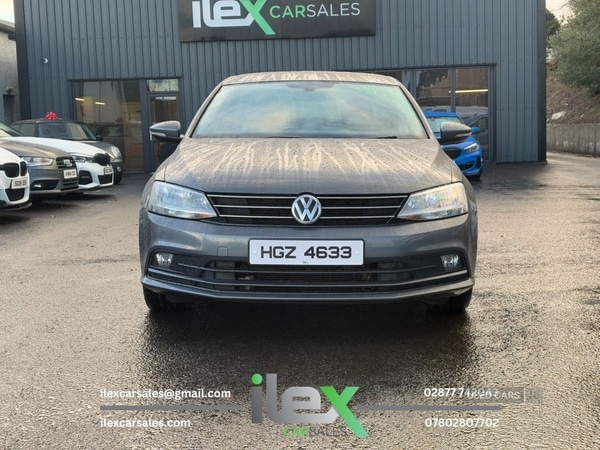 Used Volkswagen Jetta 2017 for sale - 76634536: Photo 2