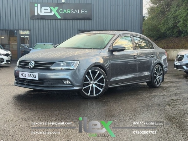 Used Volkswagen Jetta 2017 for sale - 76634536: Photo 3