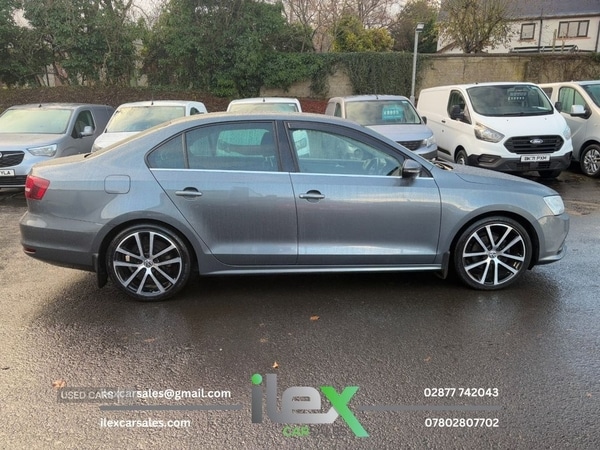 Used Volkswagen Jetta 2017 for sale - 76634536: Photo 4