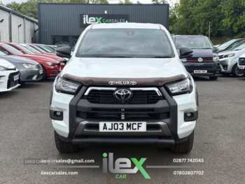 Used Toyota Hilux 2023 for sale - 74800597: Photo