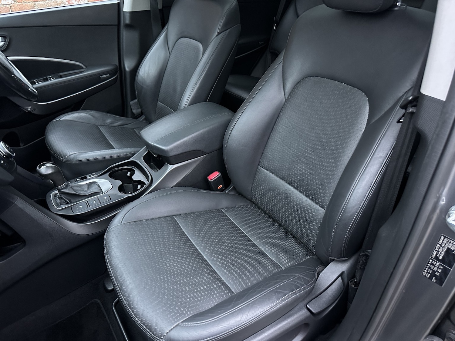 Used Hyundai Santa Fe 2014 for sale - 76488701: Photo 20