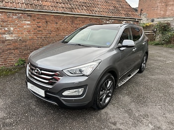 Used Hyundai Santa Fe 2014 for sale - 76488701: Photo