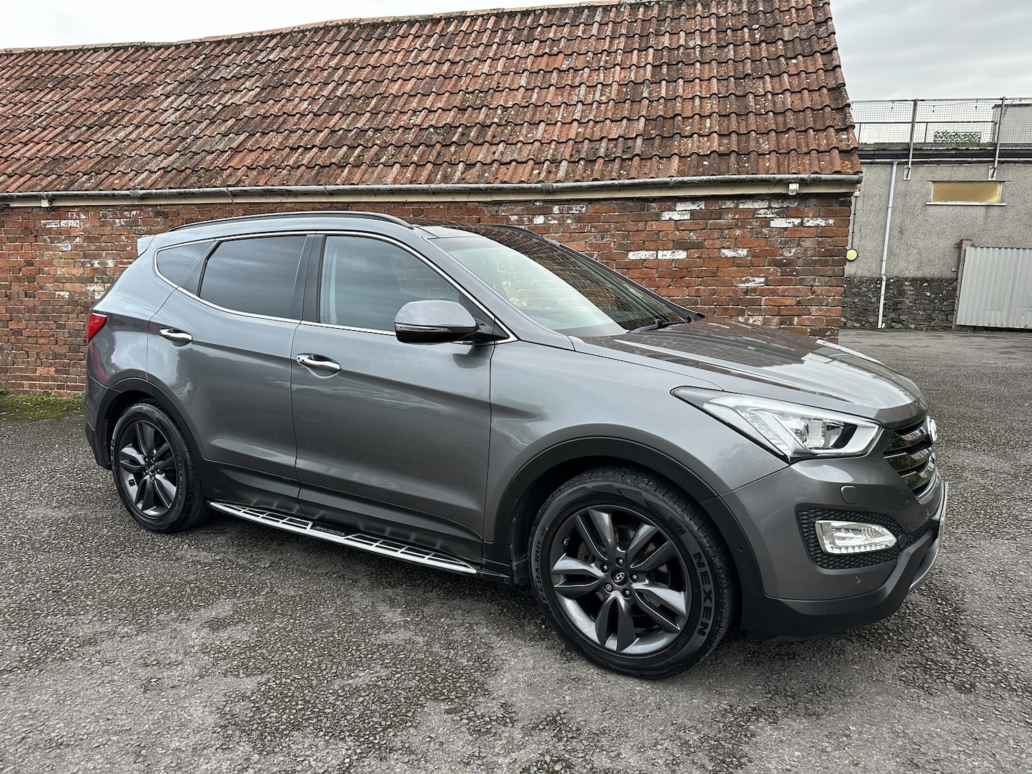 Used Hyundai Santa Fe 2014 for sale - 76488701: Photo 9