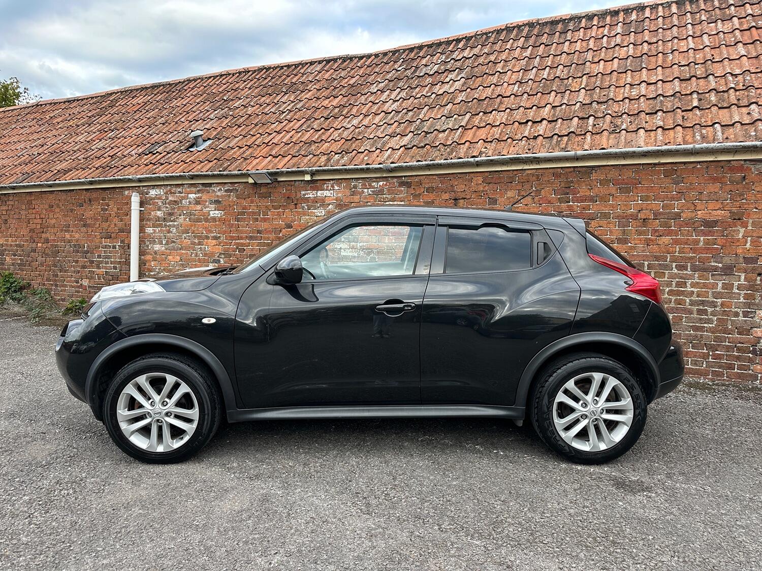 Used Nissan Juke 2011 for sale - 76605788: Photo 4