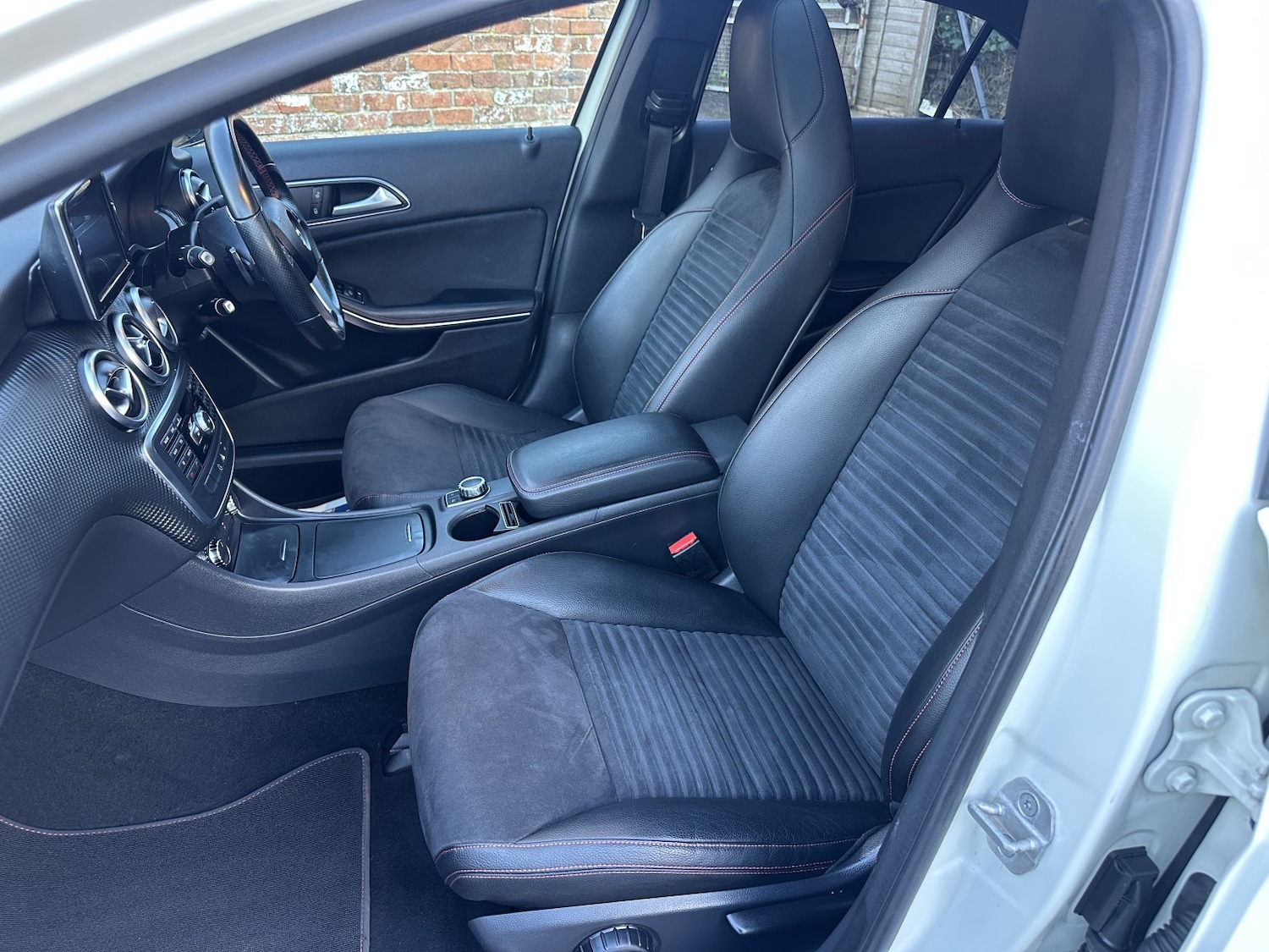 Used Mercedes-Benz A-Class 2013 for sale - 77891614: Photo 28