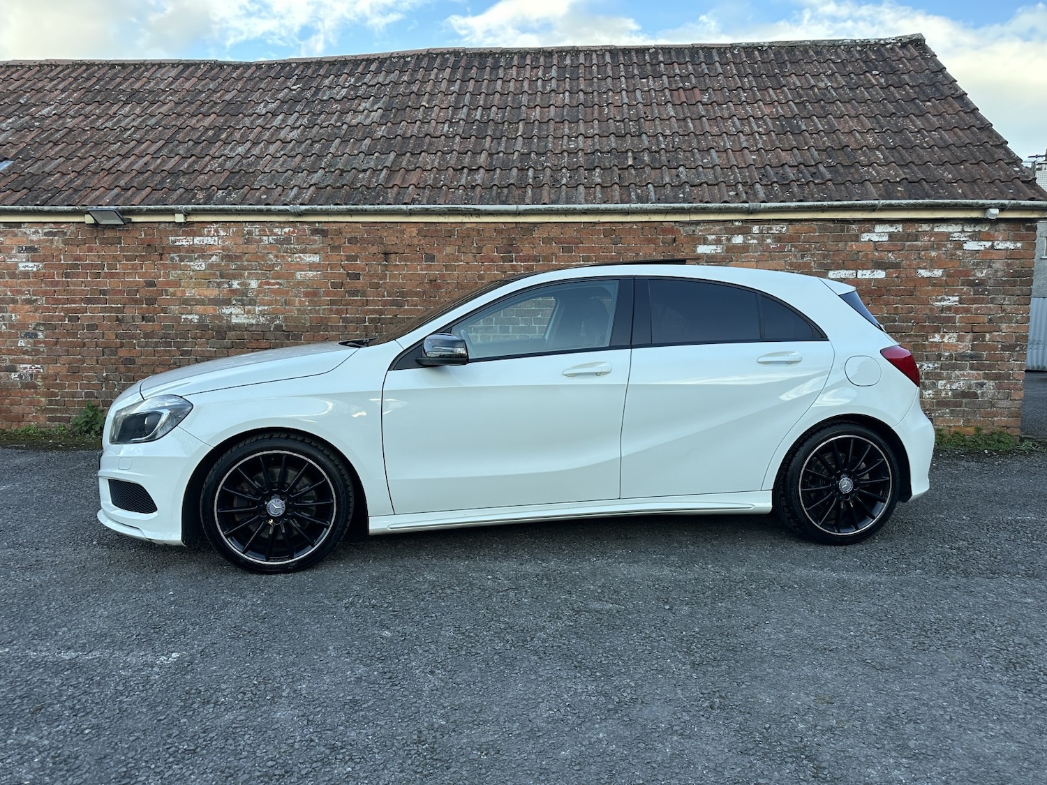 Used Mercedes-Benz A-Class 2013 for sale - 77891614: Photo 5