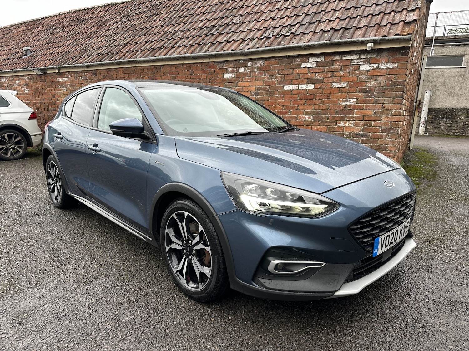 Used Ford Focus 2020 for sale - 76605858: Photo 2