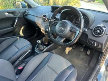 Used Audi A1 2011 for sale - 74346350: Photo