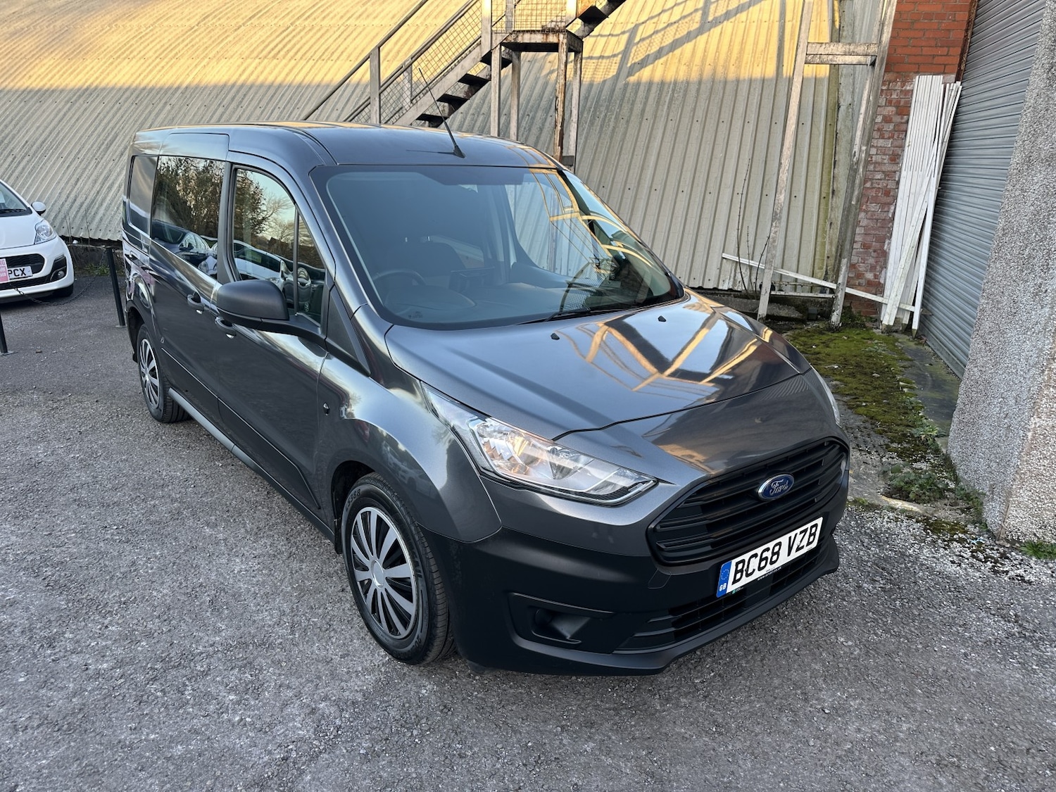 Used Ford Transit Connect 2019 for sale - 77931279: Photo 3