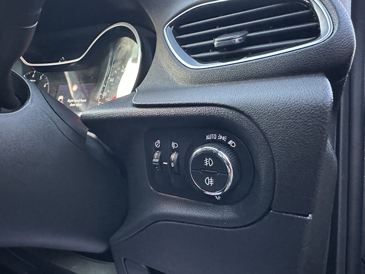 Used Vauxhall Grandland X 2018 for sale - 76699279: Photo 15