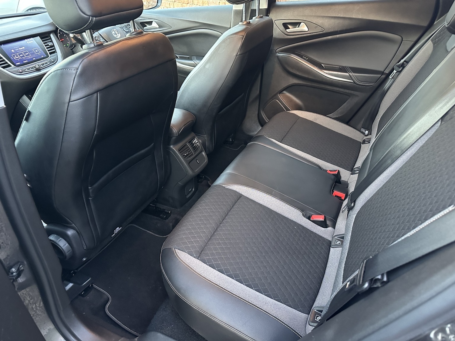 Used Vauxhall Grandland X 2018 for sale - 76699279: Photo 19