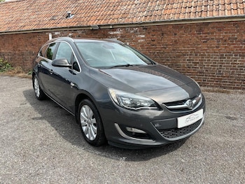 Used Vauxhall Astra 2013 for sale - 75615807: Photo