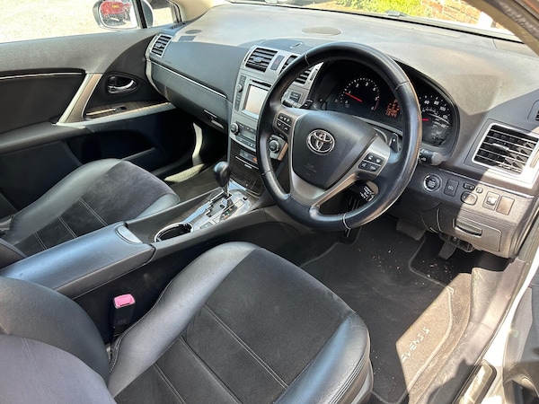 Used Toyota Avensis 2012 for sale - 76246188: Photo 13