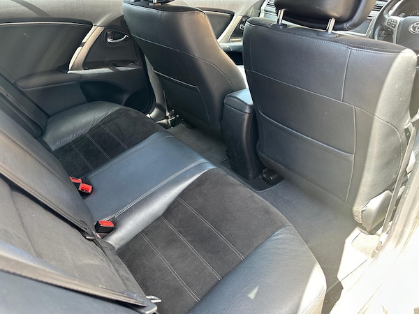 Used Toyota Avensis 2012 for sale - 76246188: Photo 17