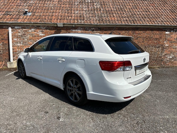 Used Toyota Avensis 2012 for sale - 76246188: Photo 18