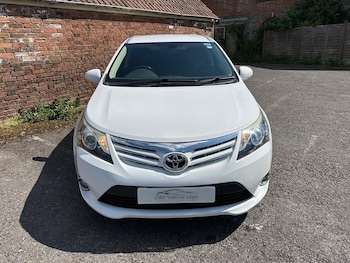 Used Toyota Avensis 2012 for sale - 76246188: Photo 4
