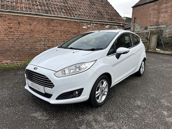Used Ford Fiesta 2015 for sale - 77423464: Photo