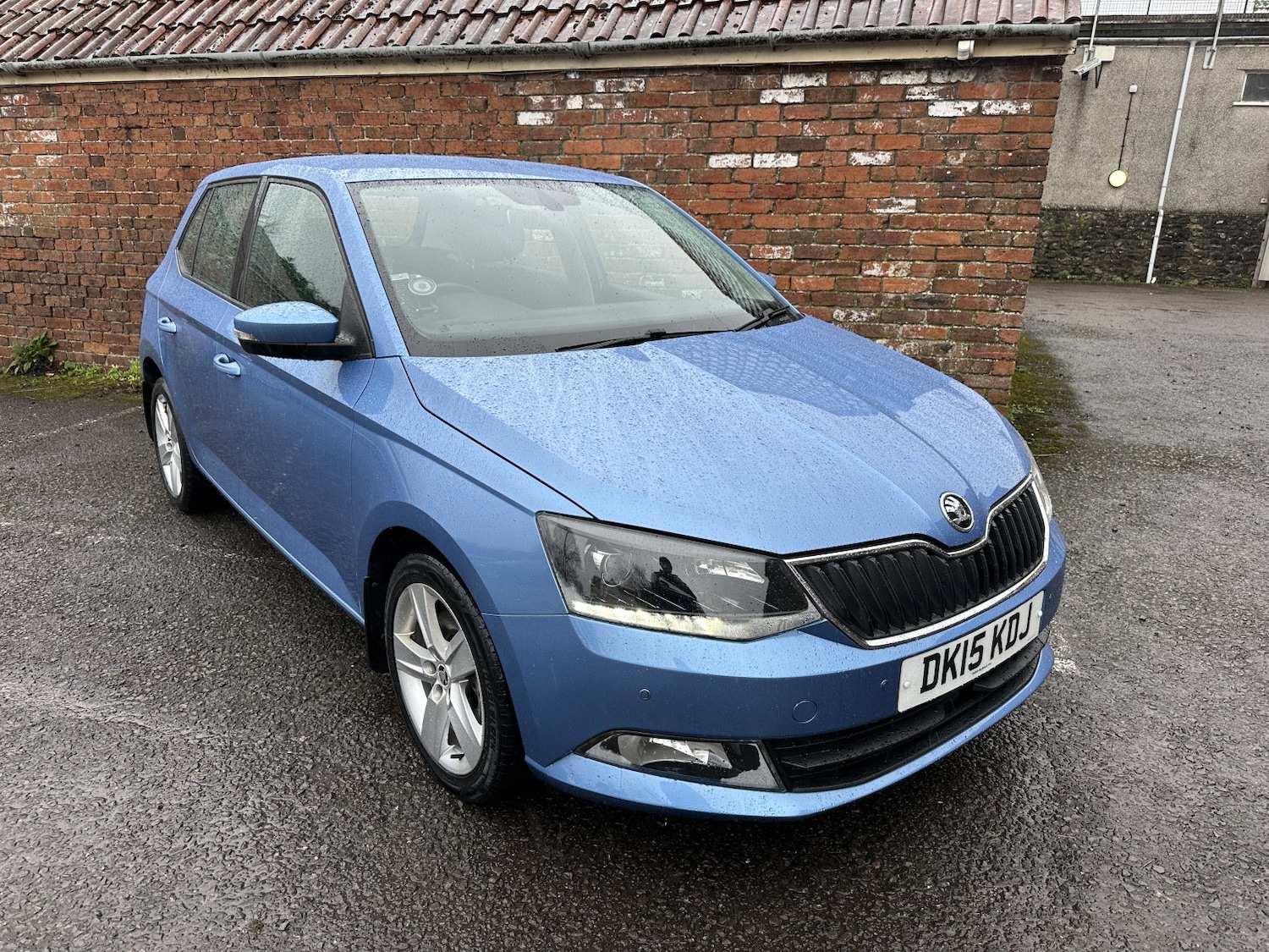 Used Skoda Fabia 2015 for sale - 77643685: Photo 2