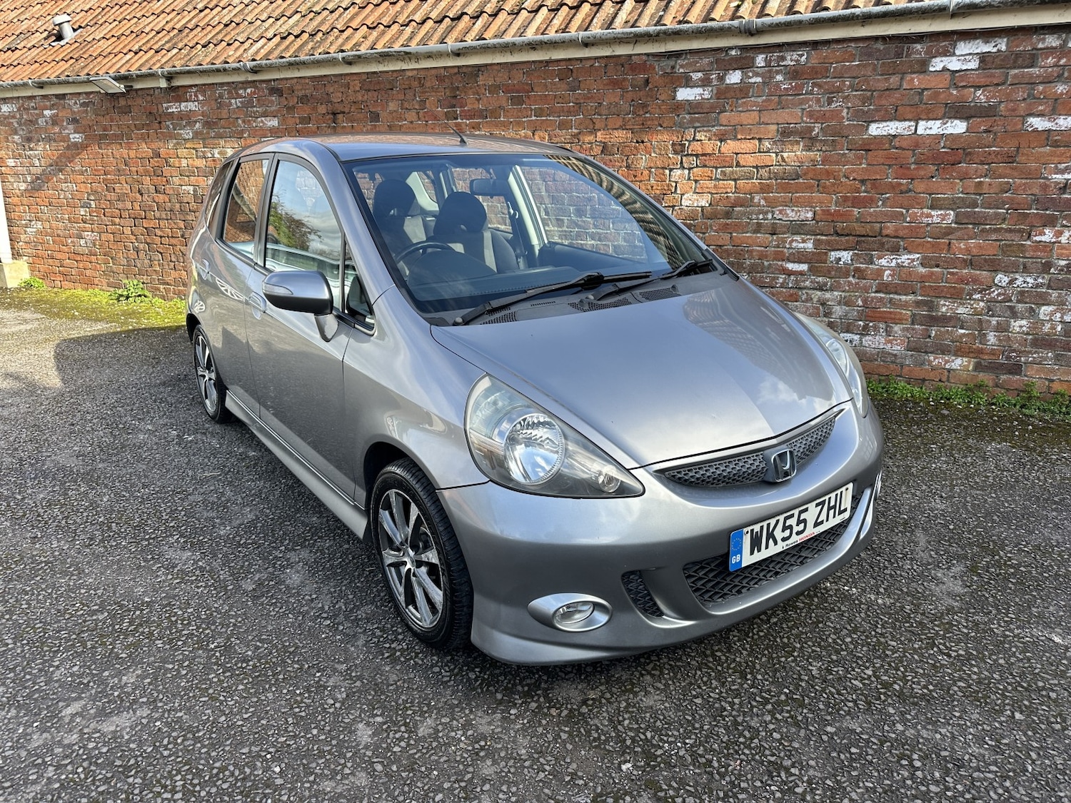 Used Honda Jazz 2005 for sale - 77656228: Photo 2