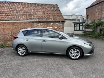 Used Toyota Auris 2016 for sale - 78852518: Photo