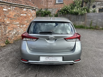Used Toyota Auris 2016 for sale - 78852518: Photo