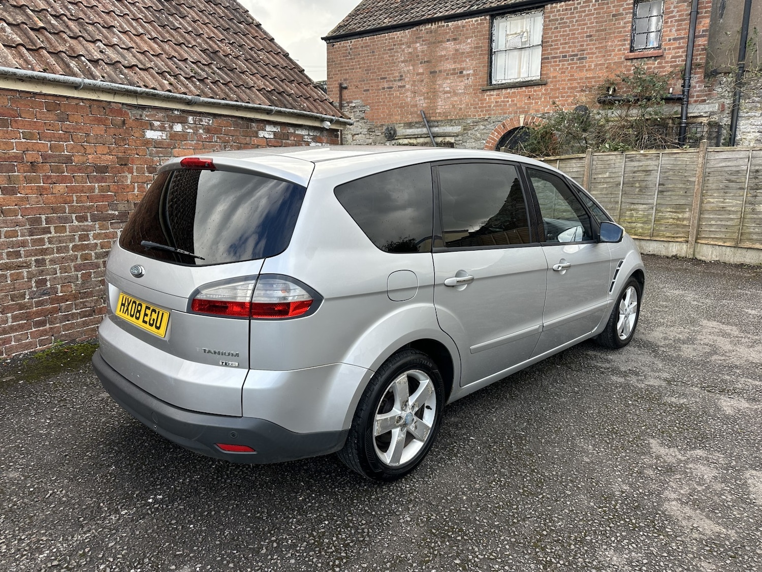 Used Ford S-Max 2008 for sale - 77707214: Photo 4