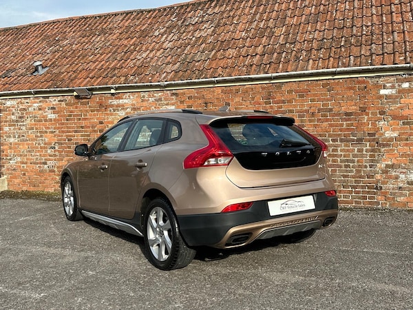 Used Volvo V40 Cross Country 2014 for sale - 76252367: Photo 12