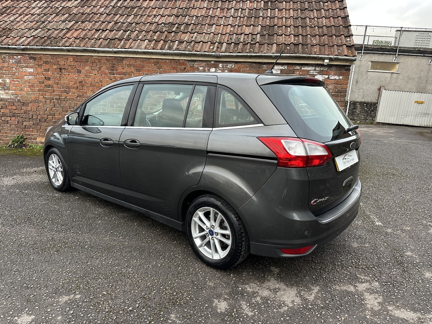Used Ford Grand C-Max 2018 for sale - 77610099: Photo 12