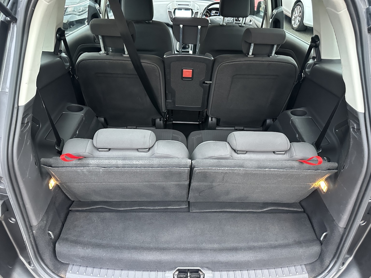 Used Ford Grand C-Max 2018 for sale - 77610099: Photo 18