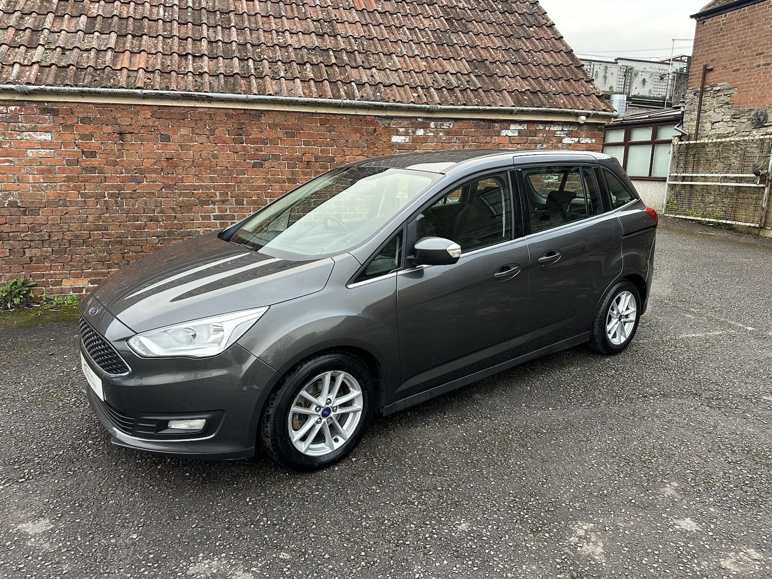 Used Ford Grand C-Max 2018 for sale - 77610099: Photo 24