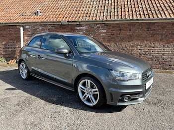 Used Audi A1 2013 for sale - 76076018: Photo