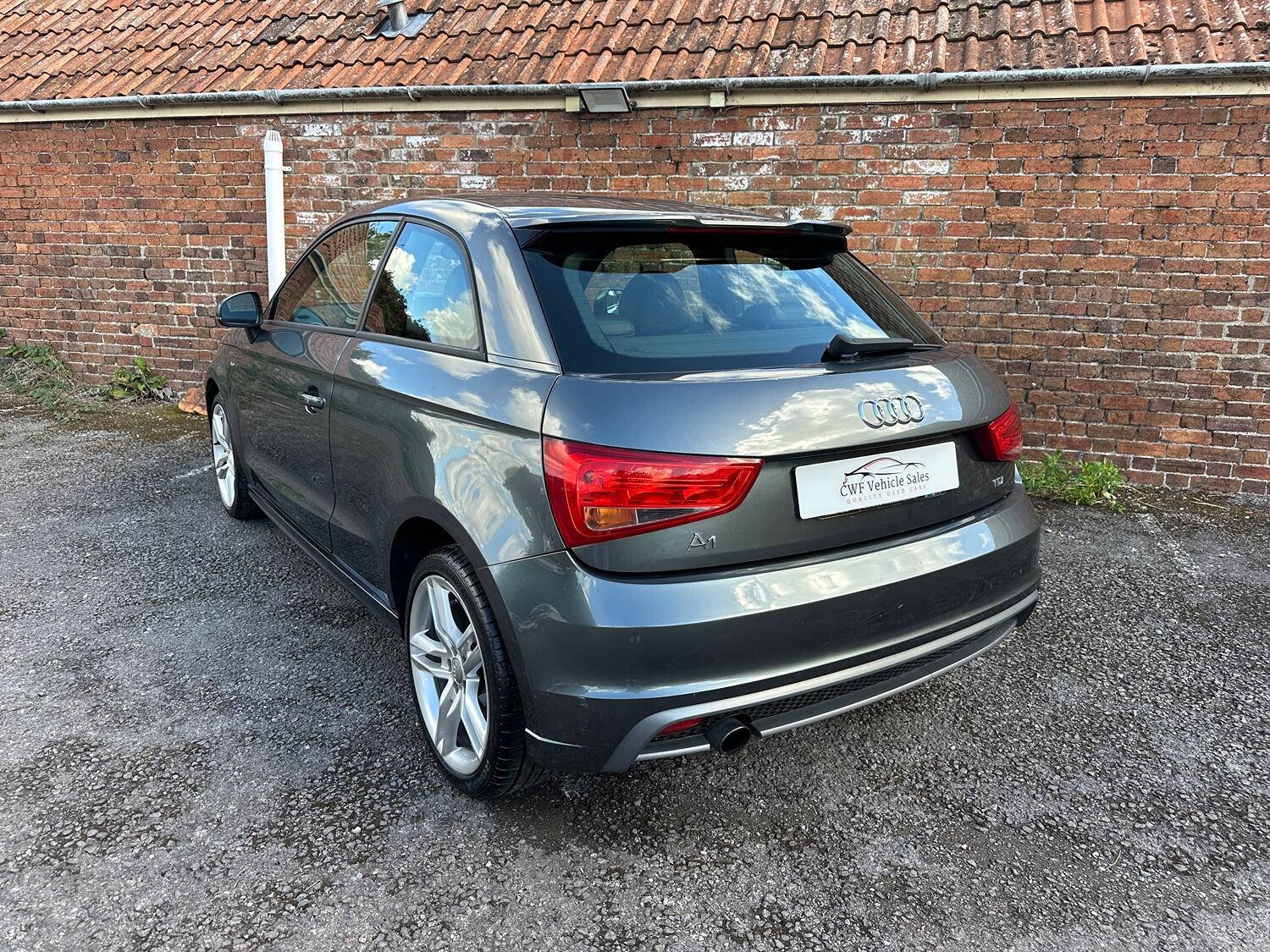 Used Audi A1 2013 for sale - 76076018: Photo 6