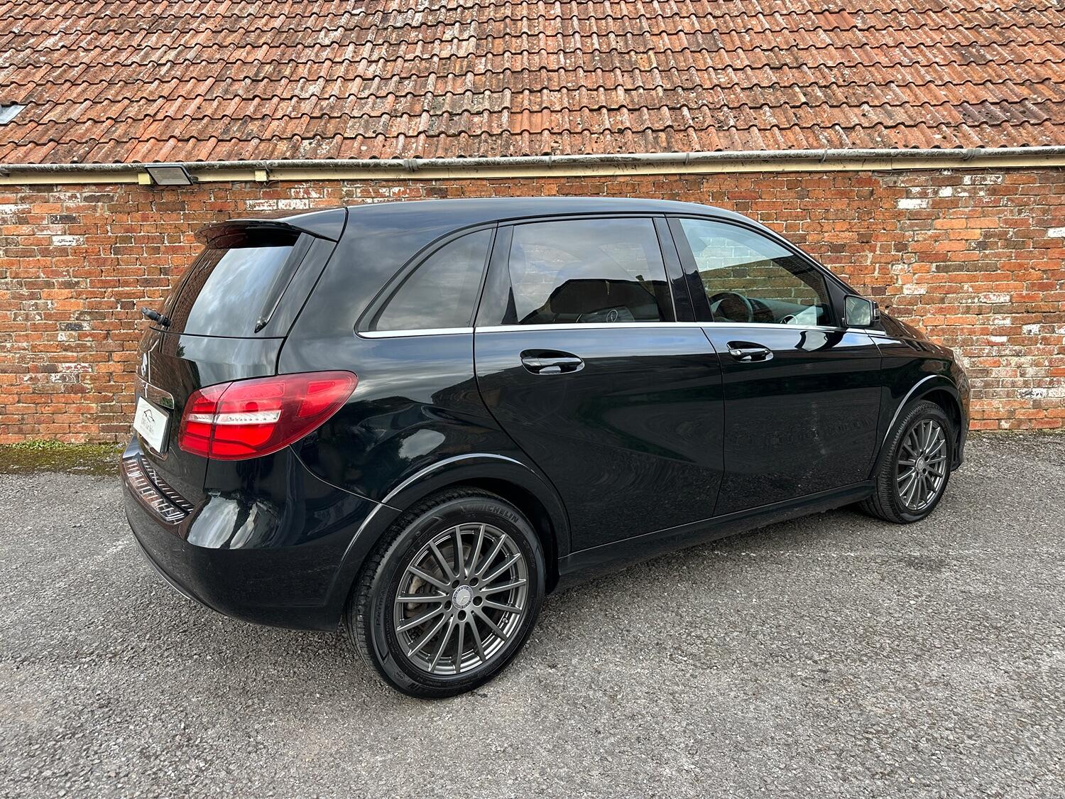 Used Mercedes-Benz B Class 2016 for sale - 75994526: Photo 10