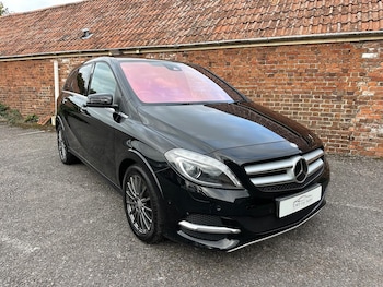 Used Mercedes-Benz B-Class 2016 for sale - 75994526: Photo