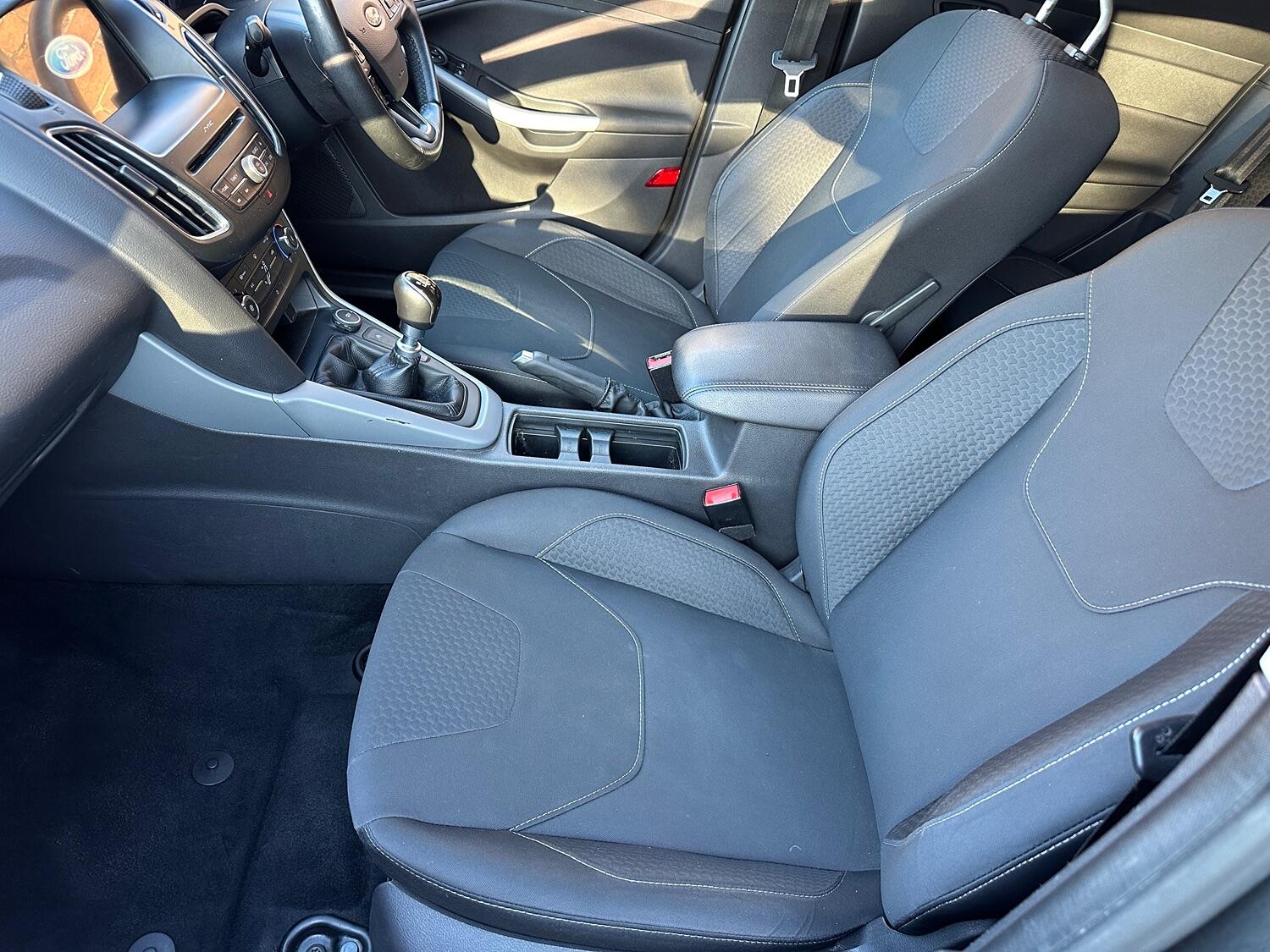 Used Ford Focus 2017 for sale - 76107281: Photo 17