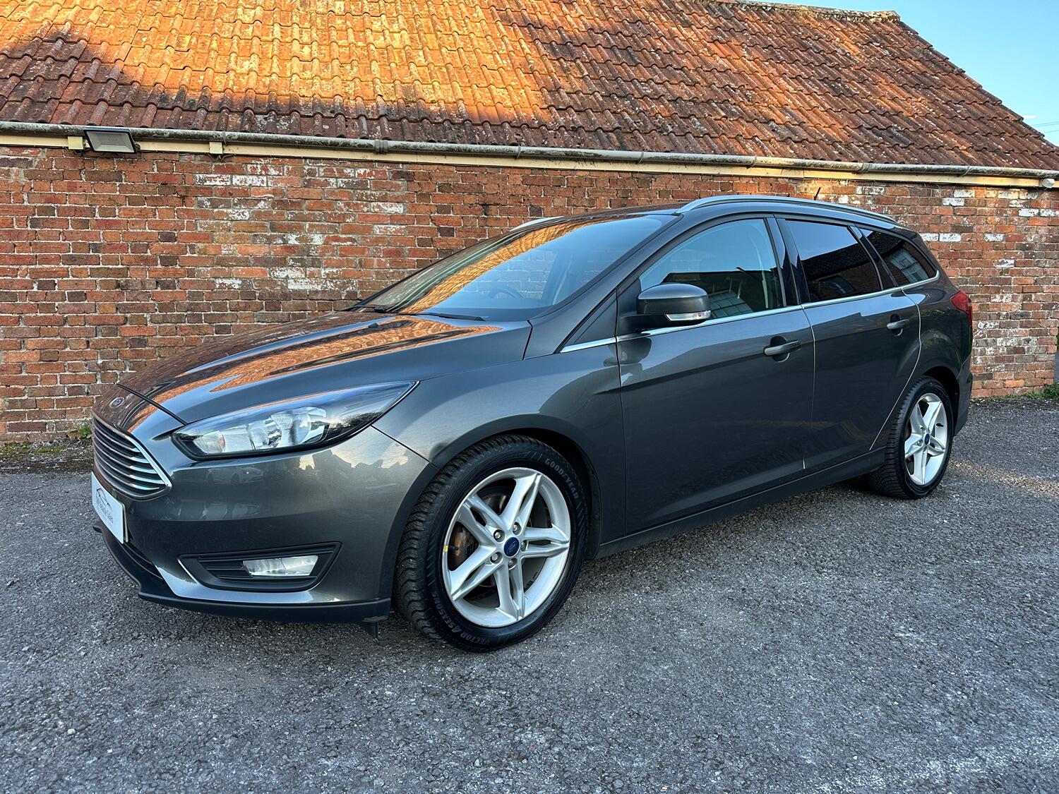 Used Ford Focus 2017 for sale - 76107281: Photo 6