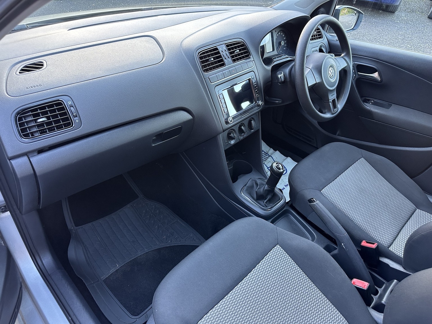 Used Volkswagen Polo 2012 for sale - 76521057: Photo 11