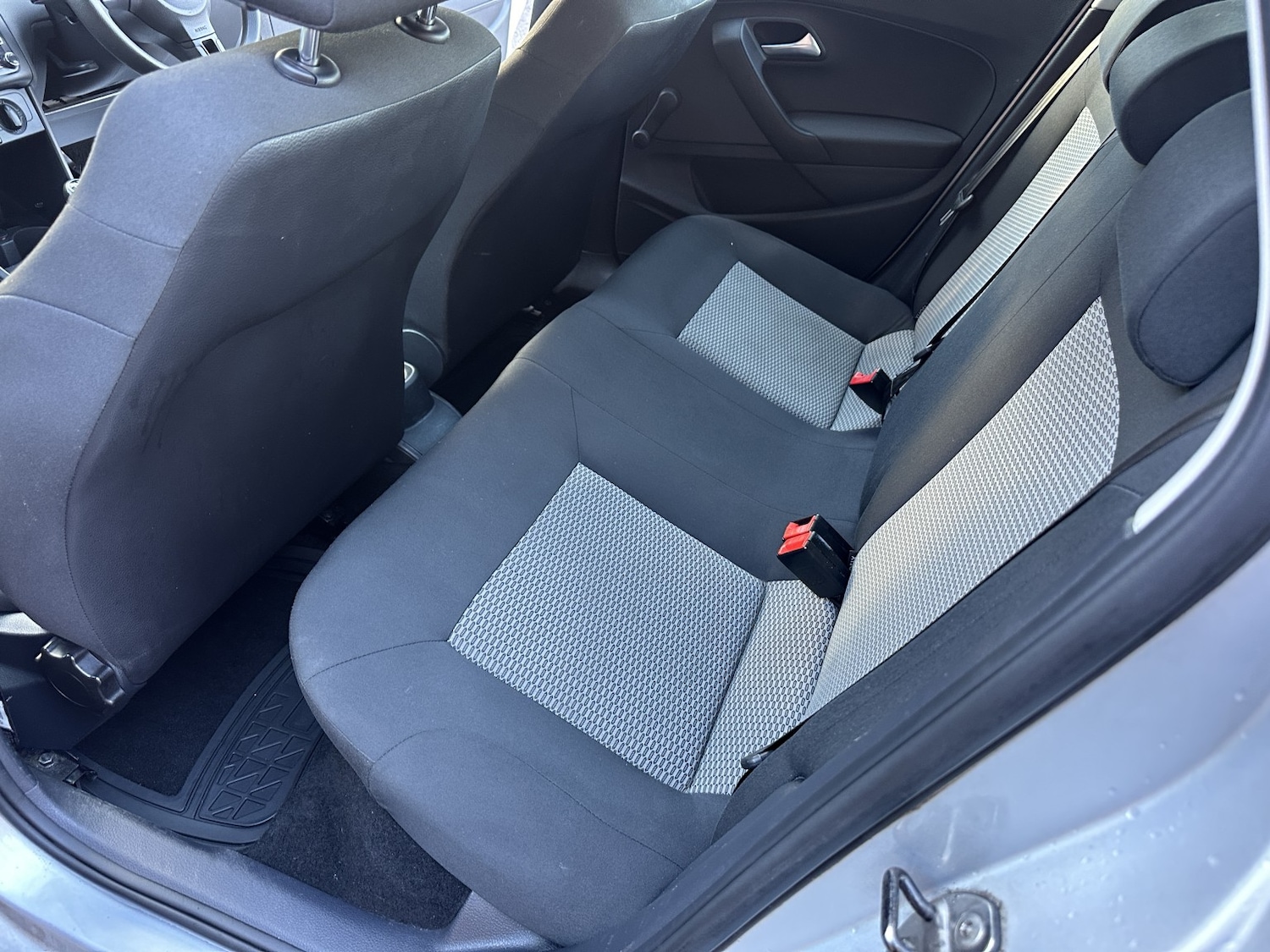 Used Volkswagen Polo 2012 for sale - 76521057: Photo 14