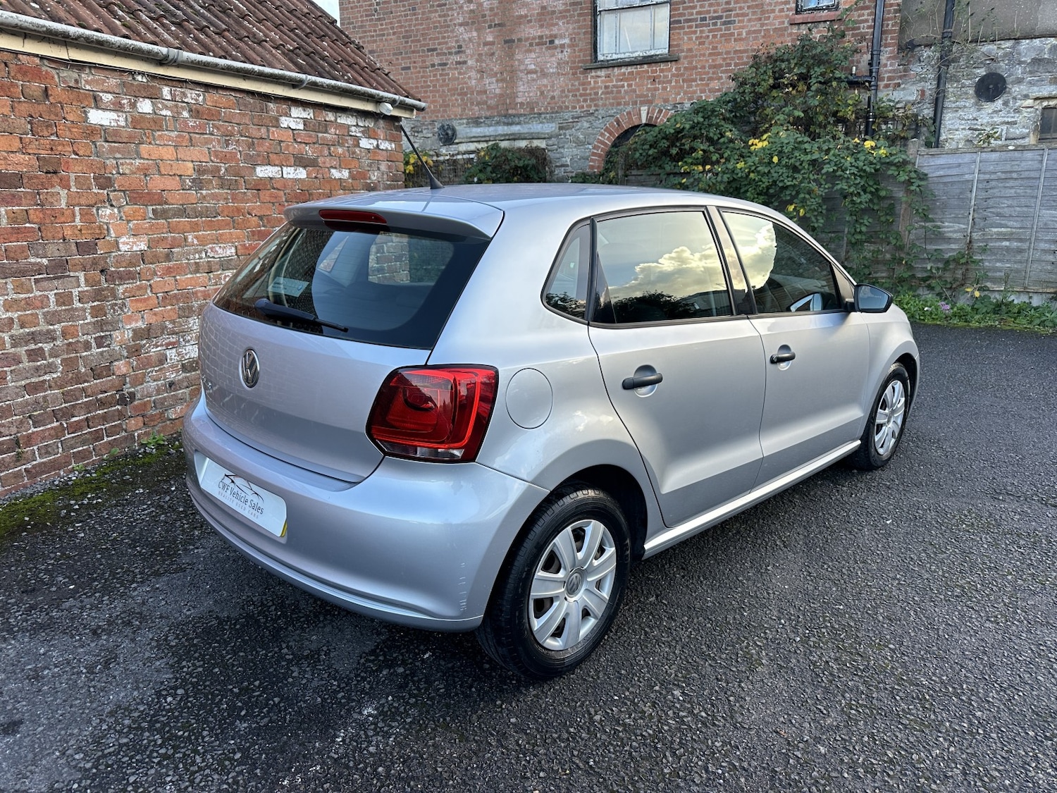 Used Volkswagen Polo 2012 for sale - 76521057: Photo 8