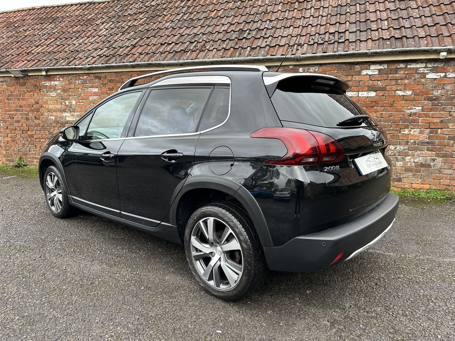 Used Peugeot 2008 2018 for sale - 76547839: Photo 11