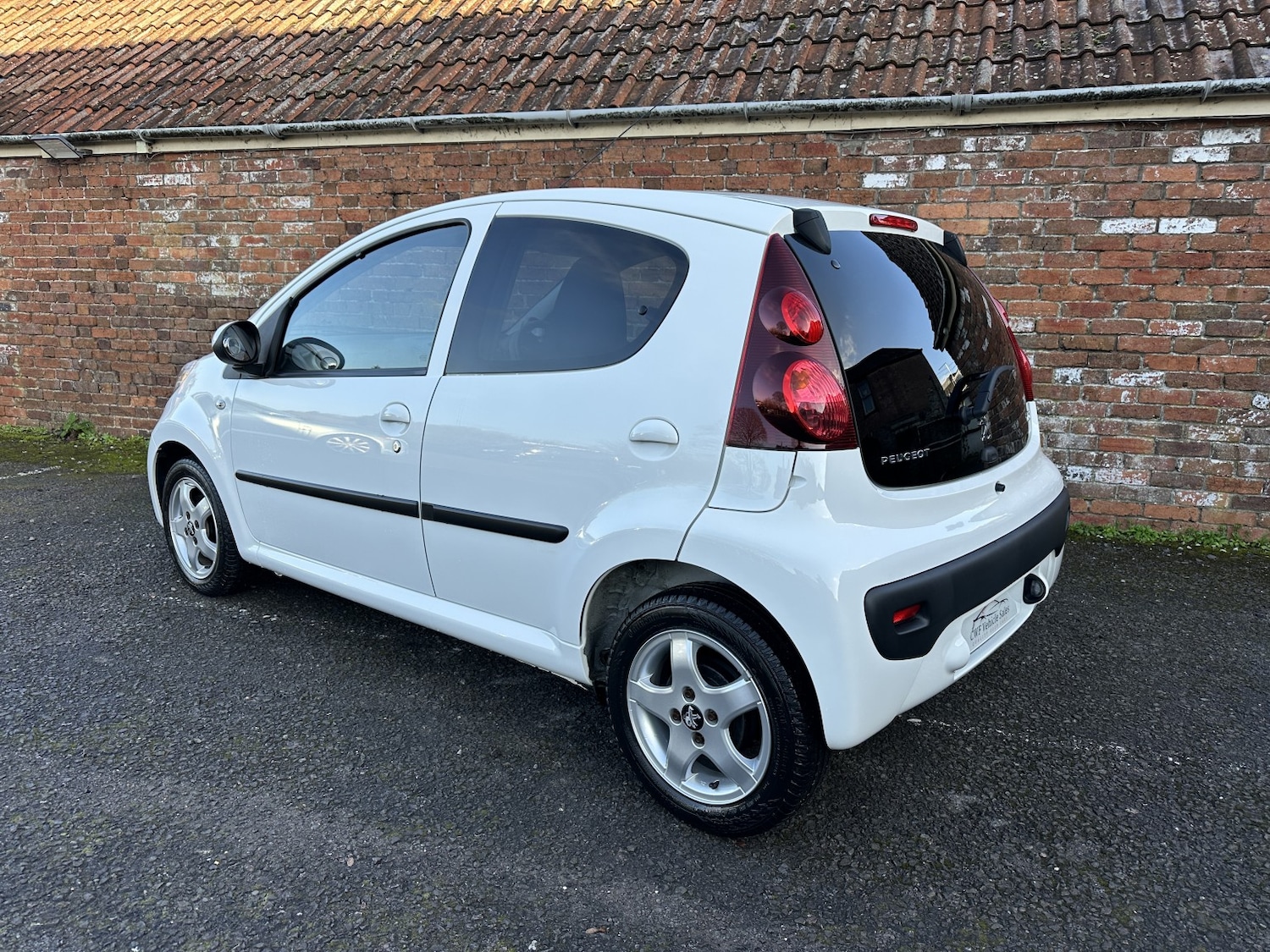 Used Peugeot 107 2014 for sale - 77154325: Photo 13
