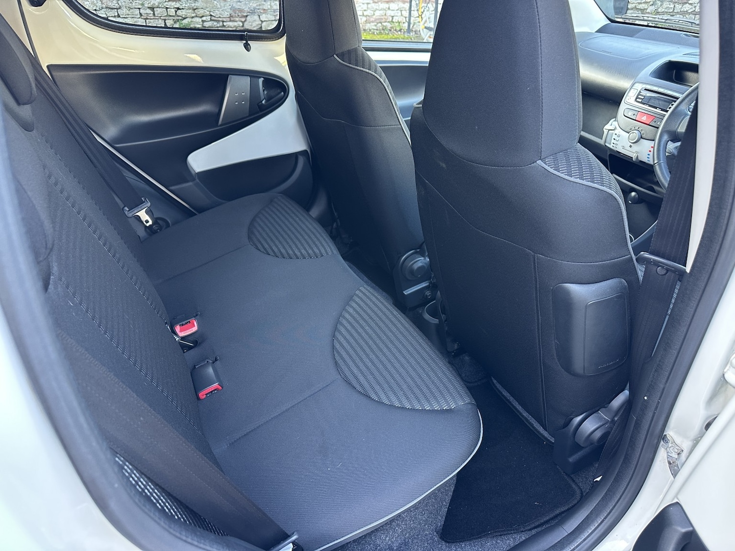 Used Peugeot 107 2014 for sale - 77154325: Photo 14