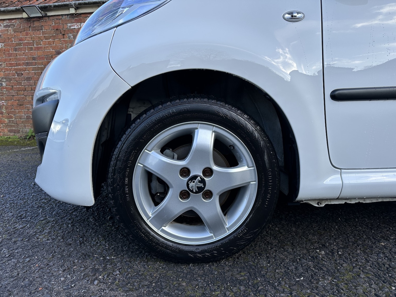 Used Peugeot 107 2014 for sale - 77154325: Photo 25