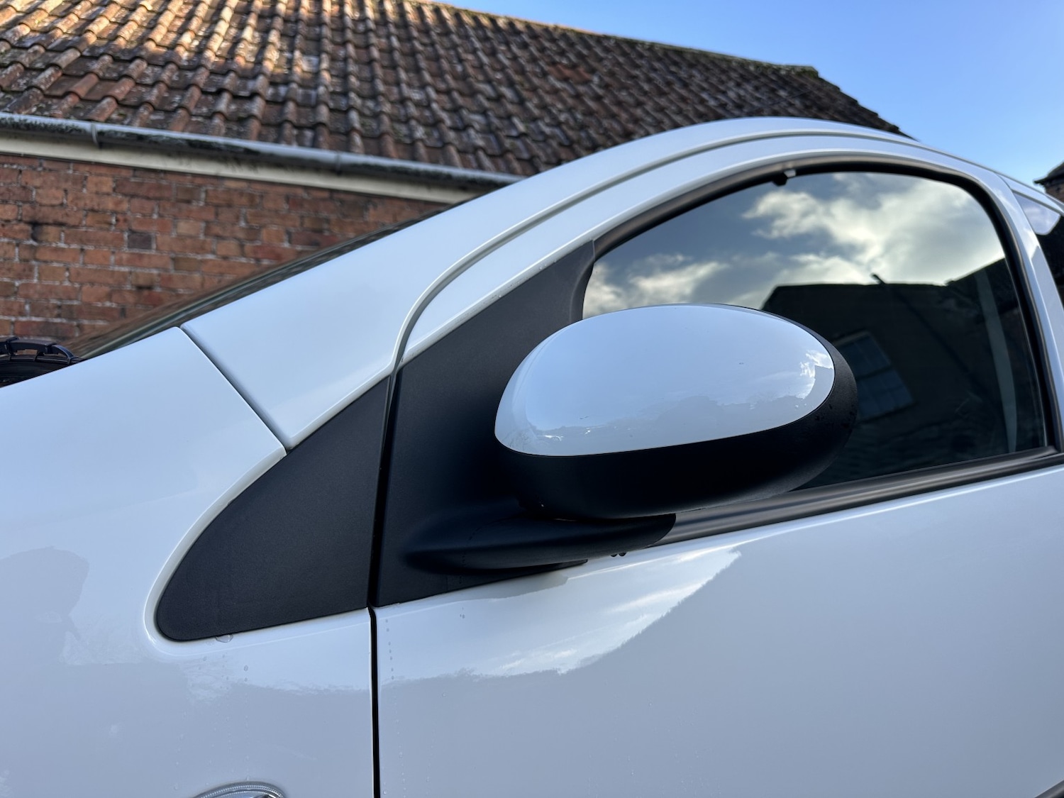 Used Peugeot 107 2014 for sale - 77154325: Photo 26