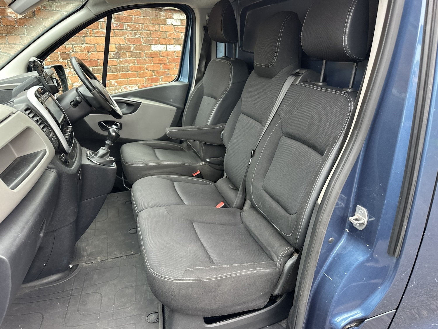 Used Renault Trafic 2017 for sale - 77453187: Photo 15