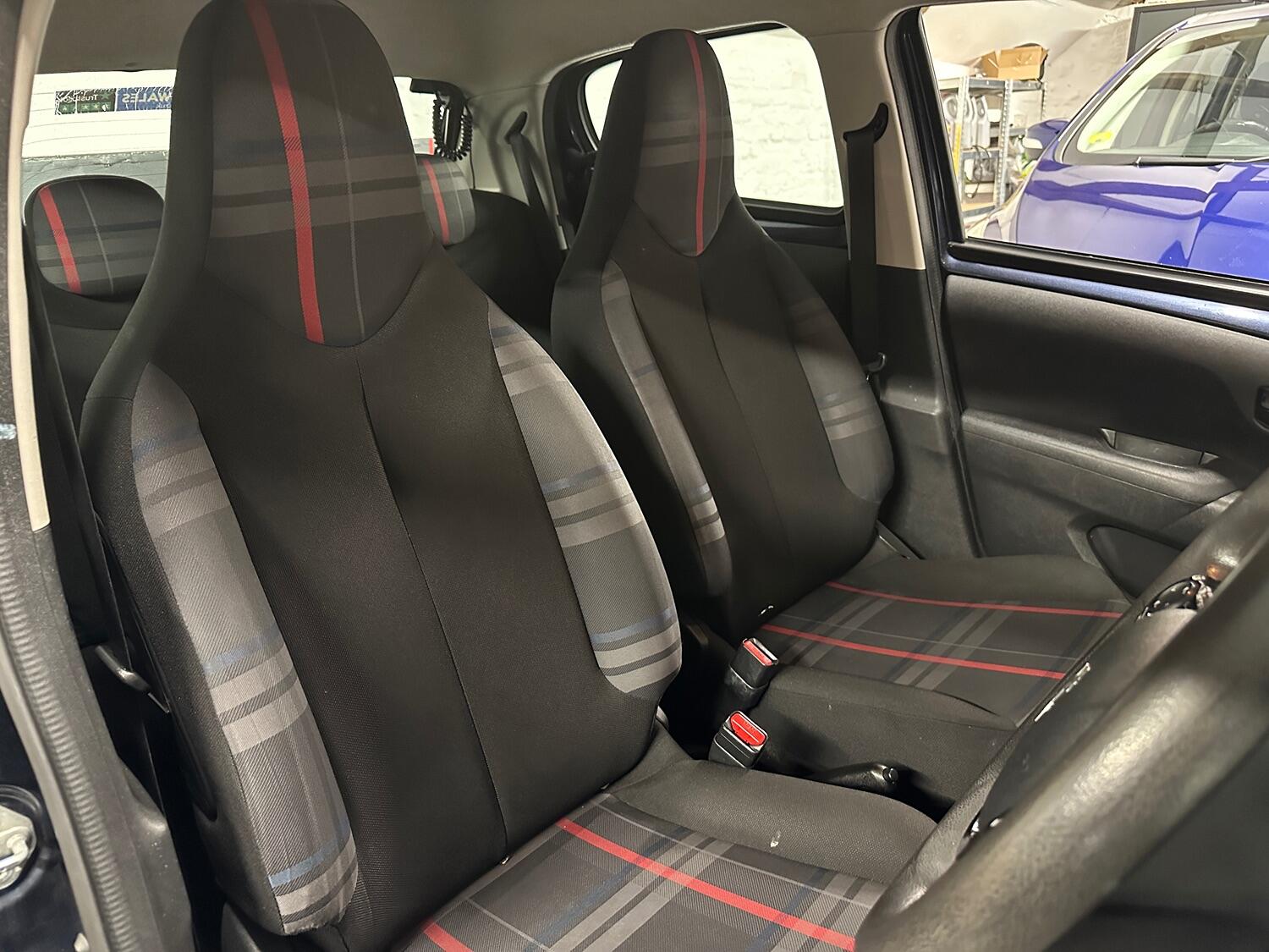 Used Peugeot 108 2016 for sale - 76421902: Photo 16