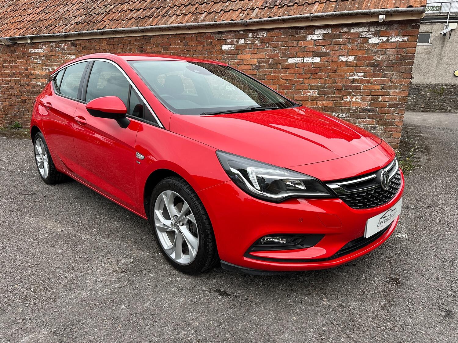 Used Vauxhall Astra 2017 for sale - 76769573: Photo 2