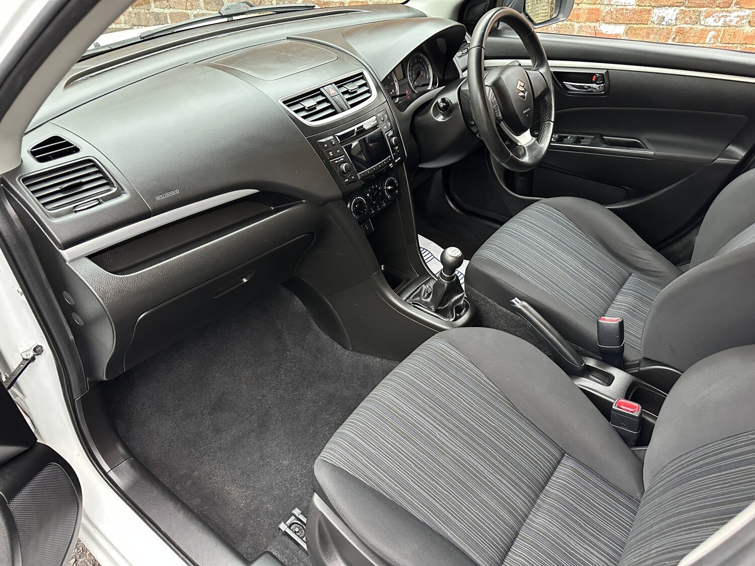 Used Suzuki Swift 2016 for sale - 77357410: Photo 16