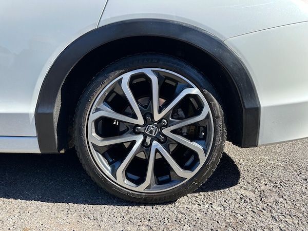 Used Honda Civic 2014 for sale - 76045652: Photo 17