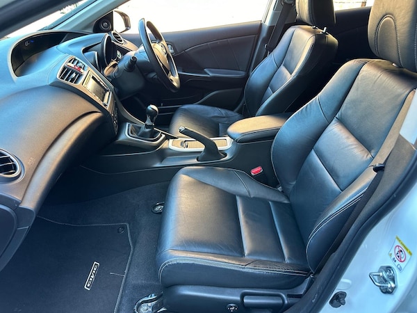 Used Honda Civic 2014 for sale - 76045652: Photo 23